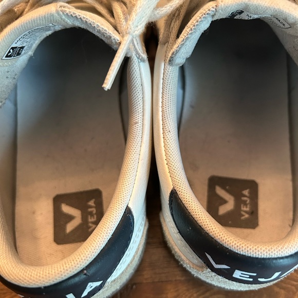 Veja Volley Nautico Bark EU 39 - Picture 4 of 8